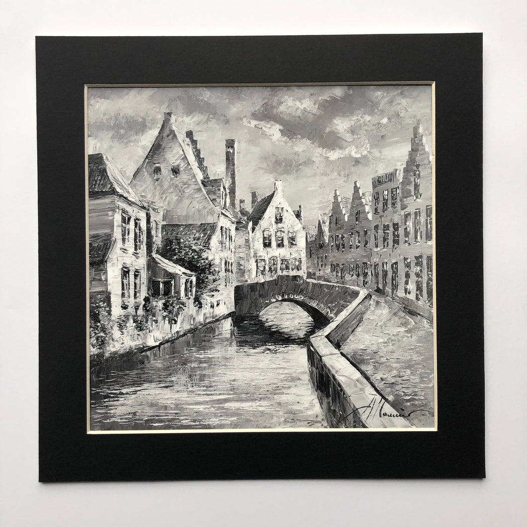 Black and white Bruges canal